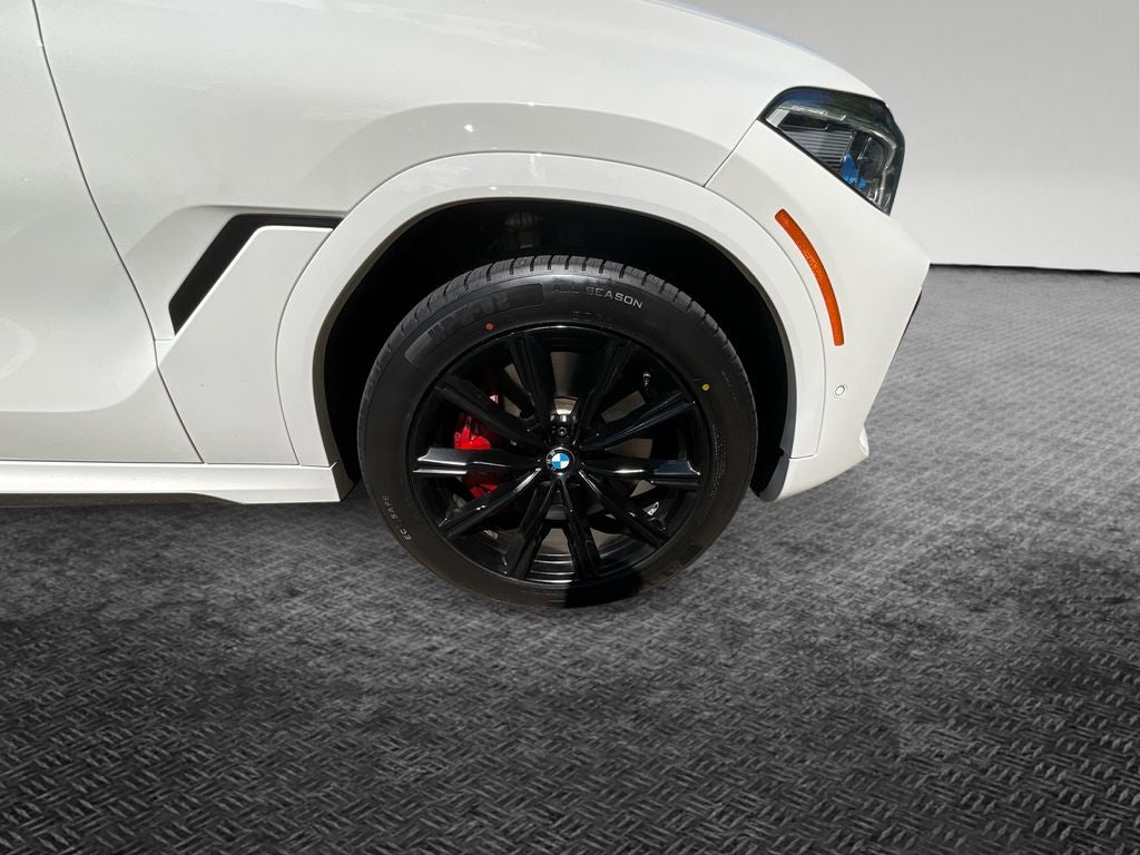 2021 BMW X6 M50i