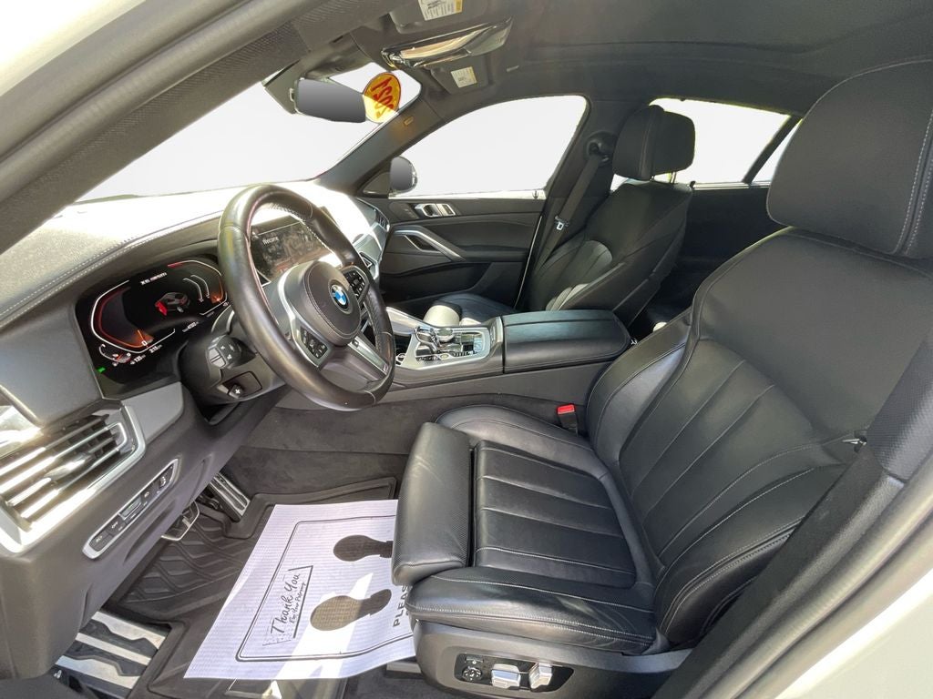2021 BMW X6 M50i