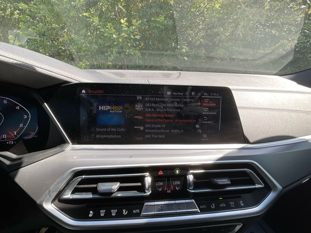 2021 BMW X6 M50i