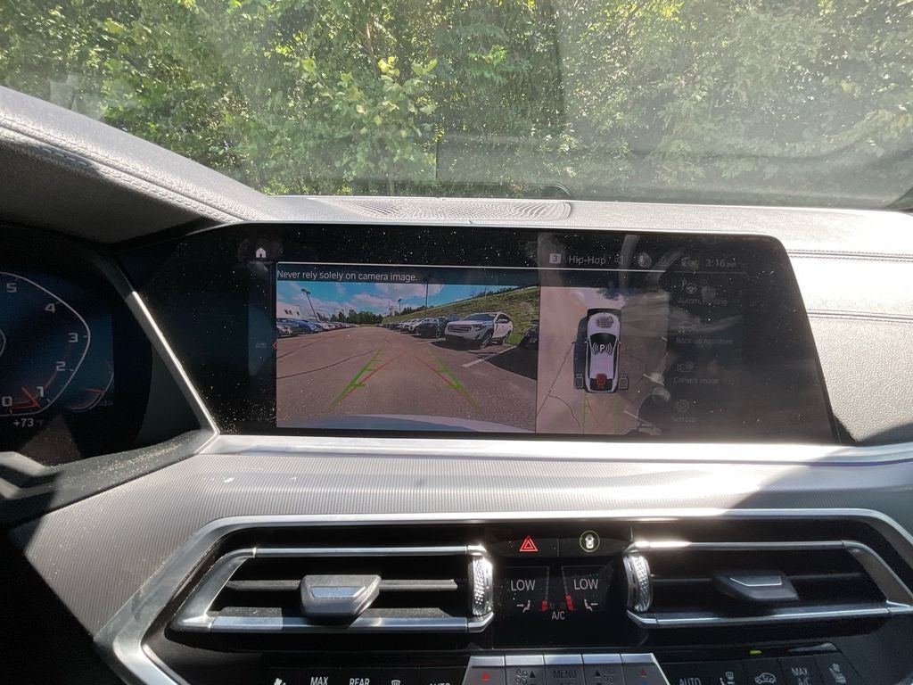 2021 BMW X6 M50i