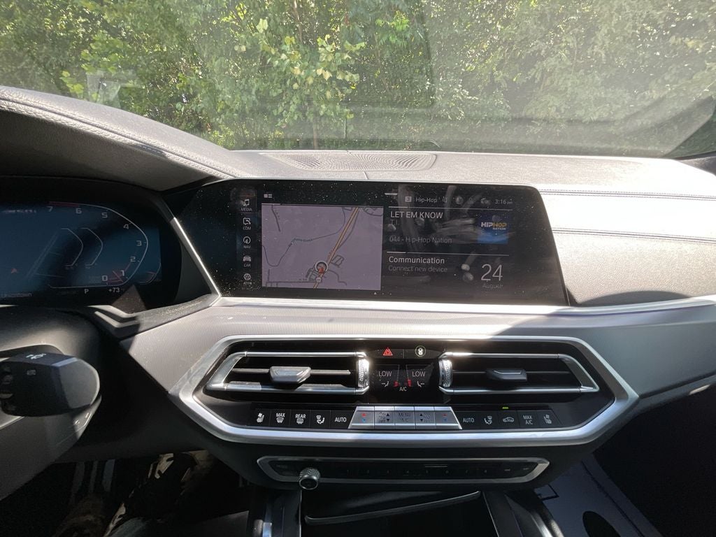 2021 BMW X6 M50i