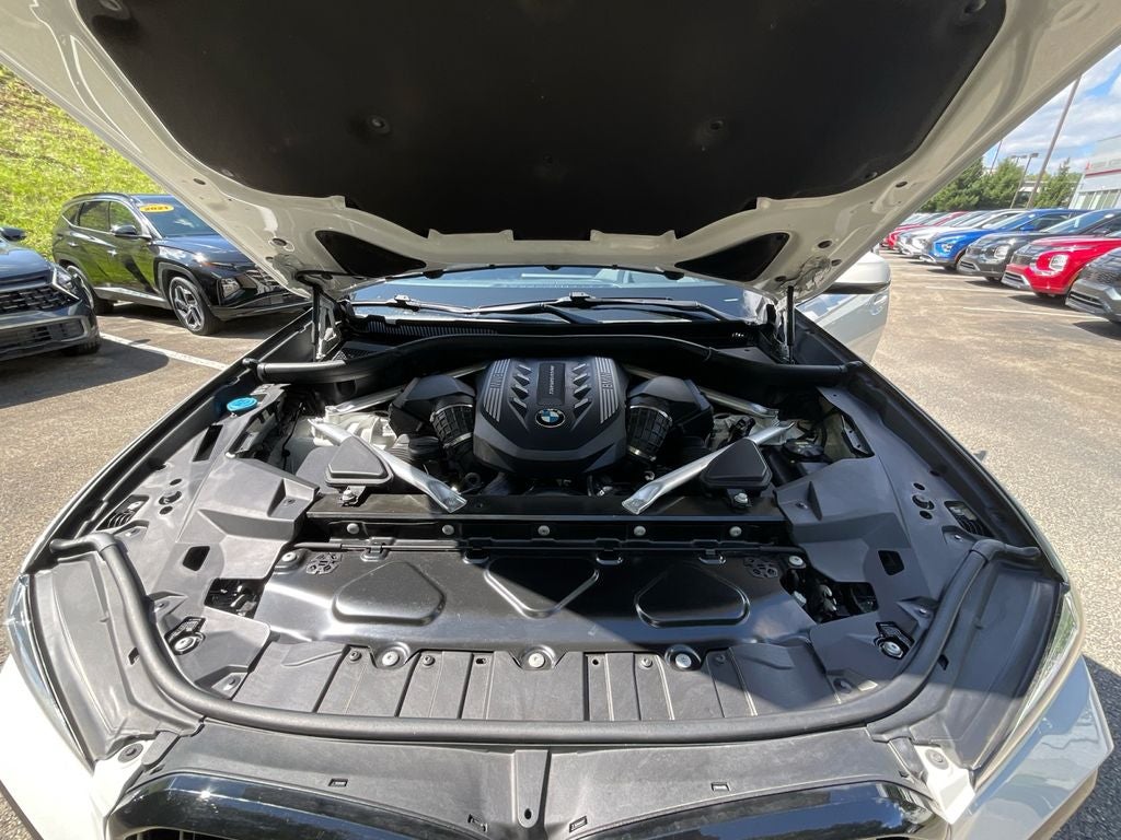2021 BMW X6 M50i