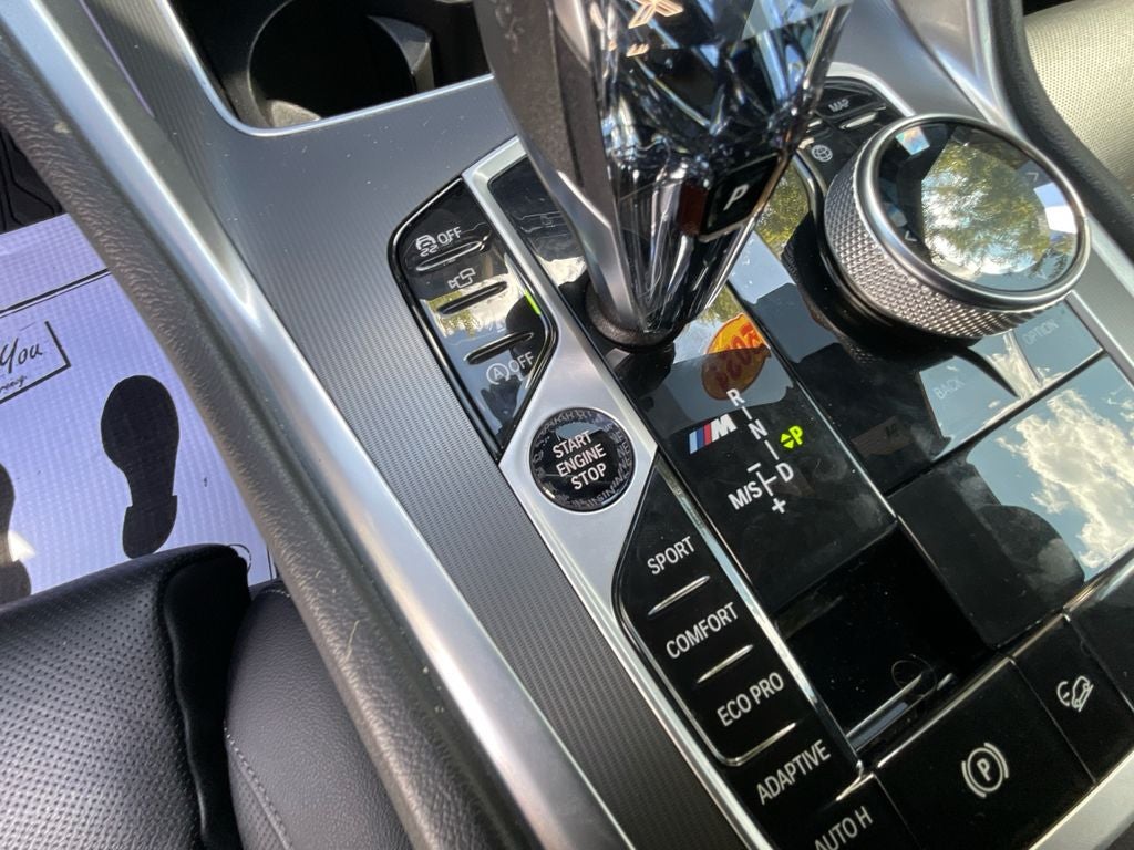 2021 BMW X6 M50i