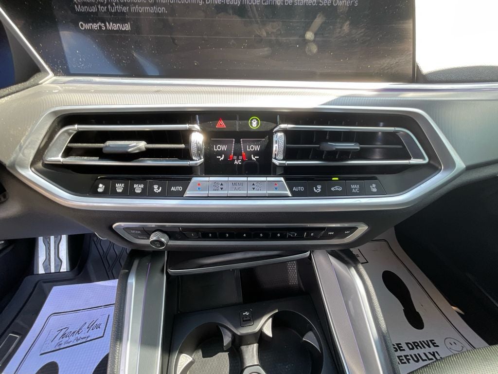 2021 BMW X6 M50i