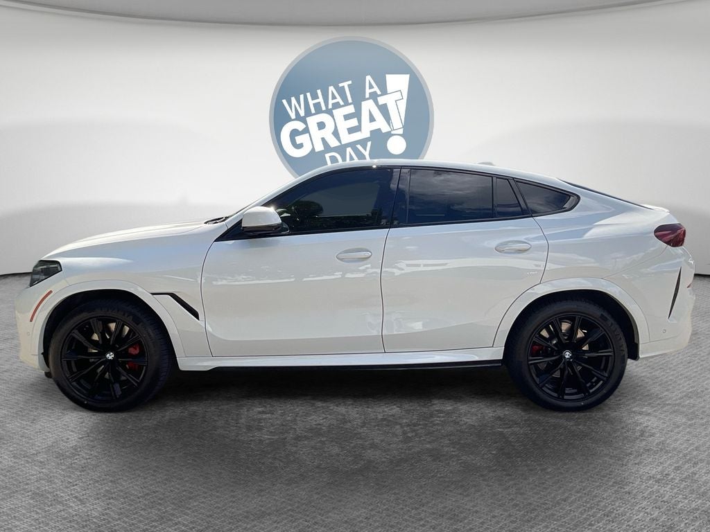 2021 BMW X6 M50i