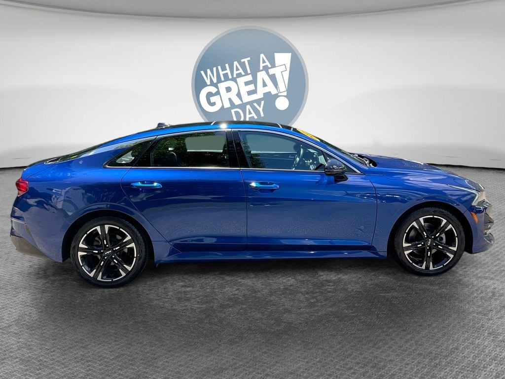 2022 Kia K5 GT-Line
