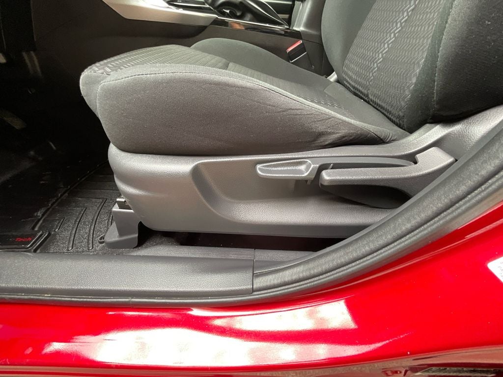 2023 Mitsubishi Eclipse Cross LE