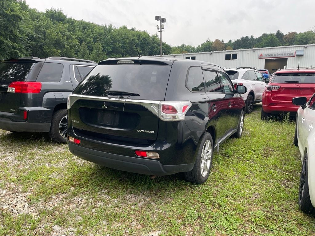 2014 Mitsubishi Outlander SE