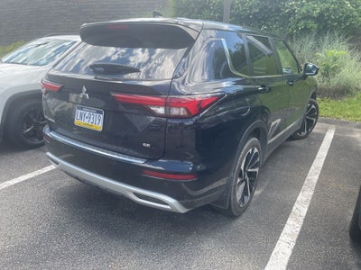 2022 Mitsubishi Outlander SE