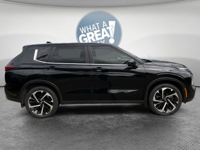 2022 Mitsubishi Outlander SE