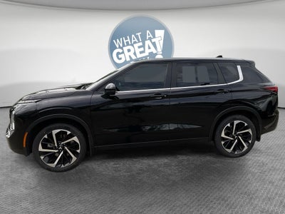 2022 Mitsubishi Outlander SE
