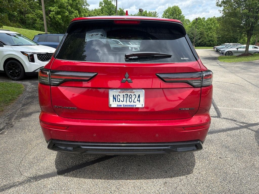 2026 Mitsubishi Outlander LE