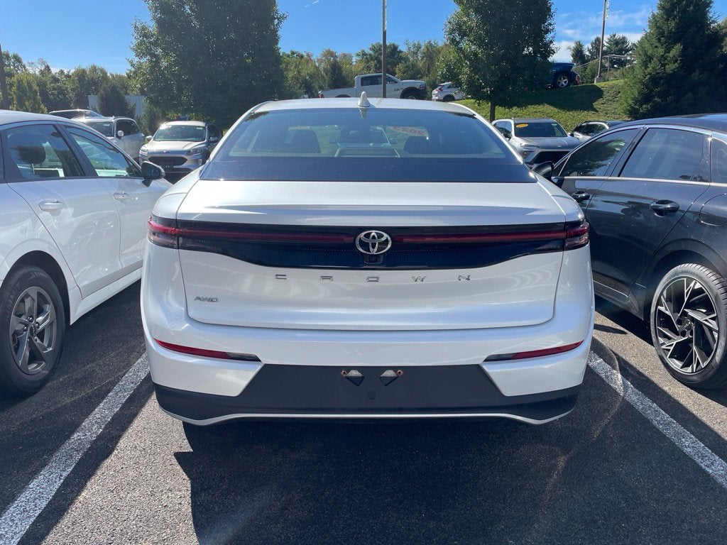 2023 Toyota Crown XLE