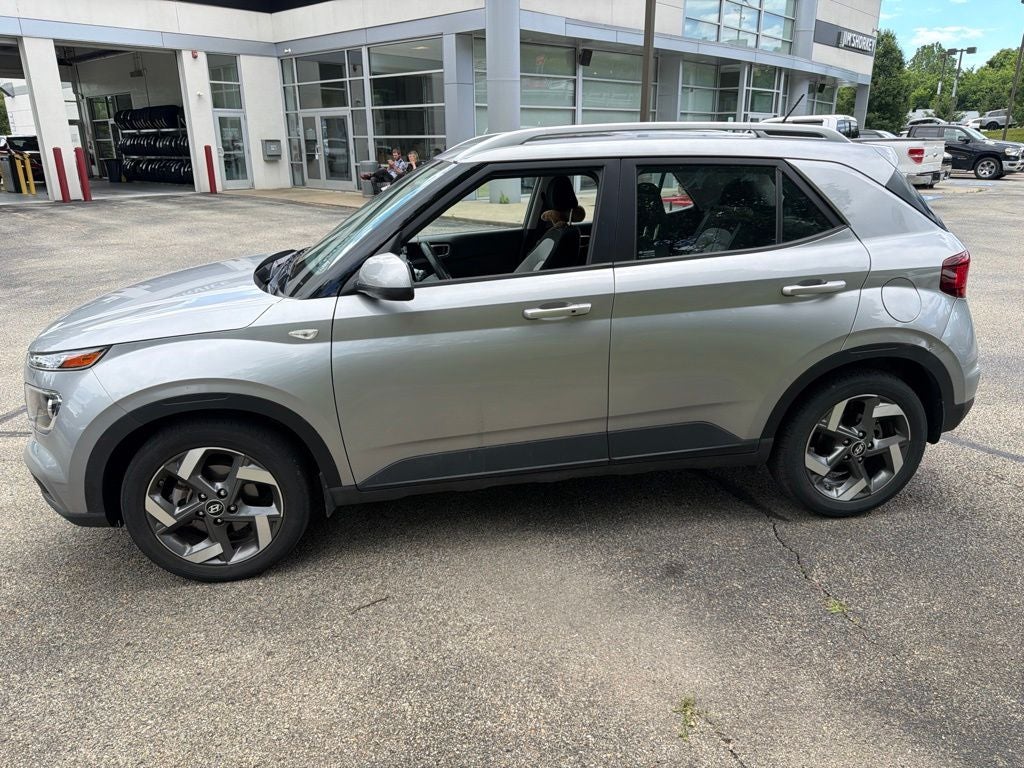 2024 Hyundai Venue SEL