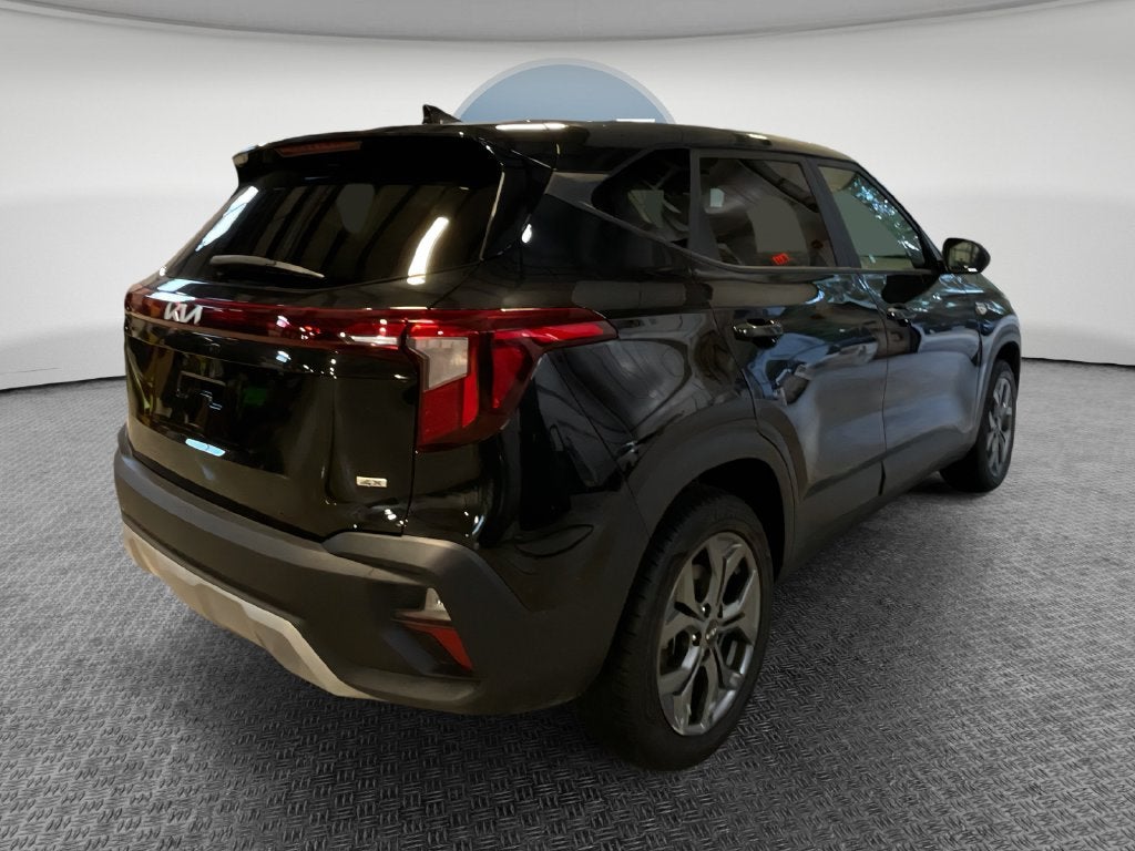 2025 Kia Seltos LX