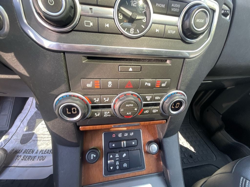 2015 Land Rover LR4 Base