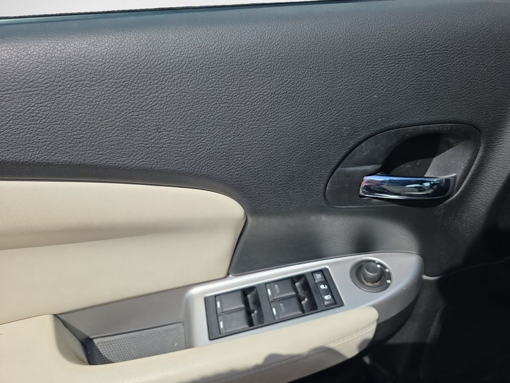 2012 Chrysler 200 Limited