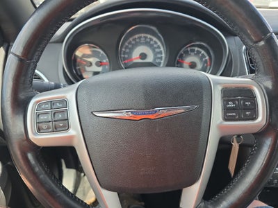 2012 Chrysler 200 Limited