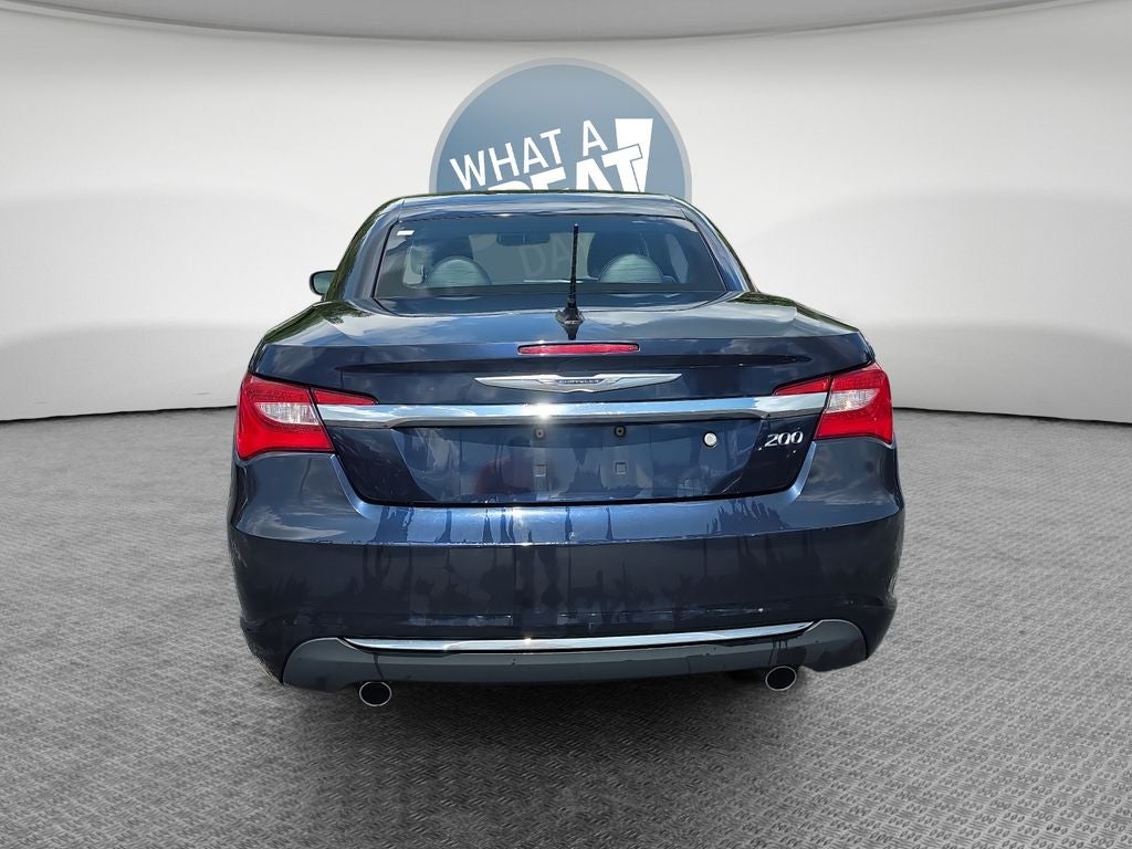 2012 Chrysler 200 Limited