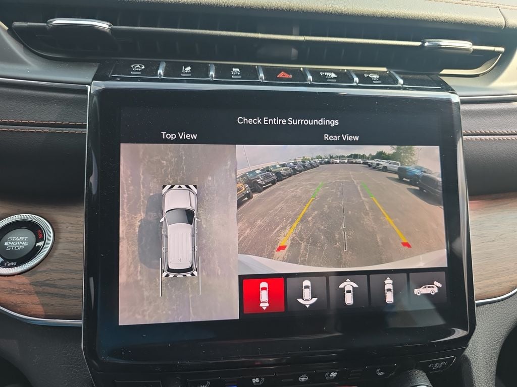 2023 Jeep Grand Cherokee Summit