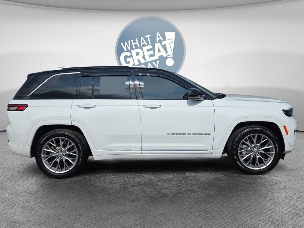 2023 Jeep Grand Cherokee Summit
