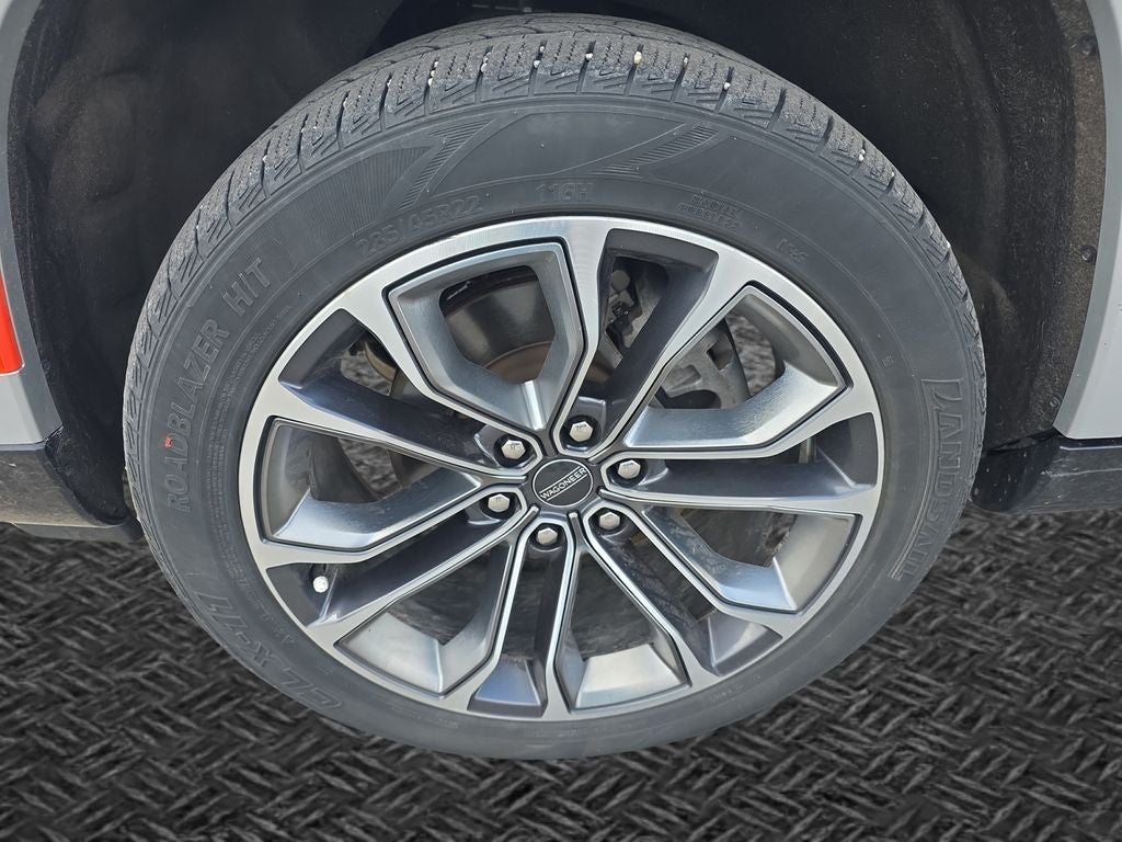 2022 Jeep Grand Wagoneer Series III