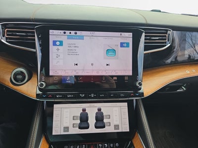 2022 Jeep Grand Wagoneer Series III