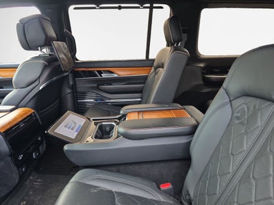 2022 Jeep Grand Wagoneer Series III