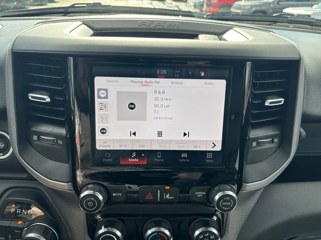 2025 RAM 1500 Tradesman