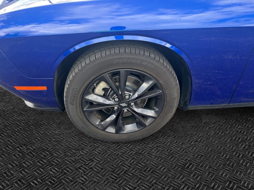 2022 Dodge Challenger SXT