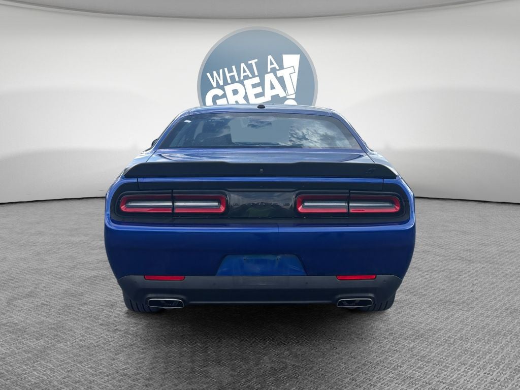 2022 Dodge Challenger SXT