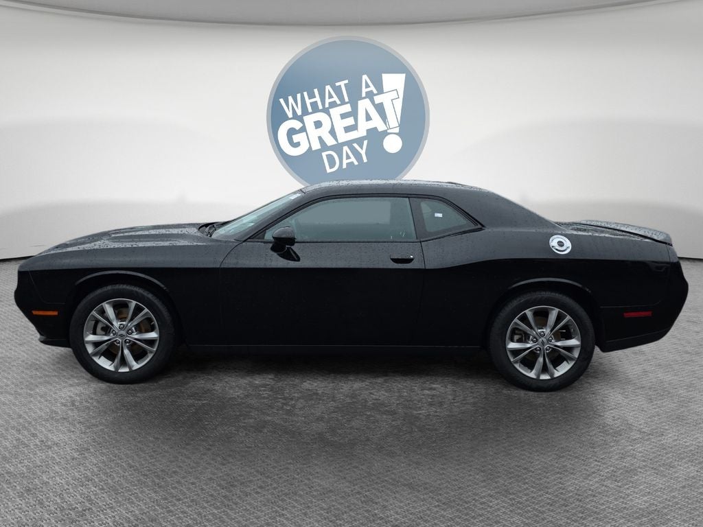 2023 Dodge Challenger SXT