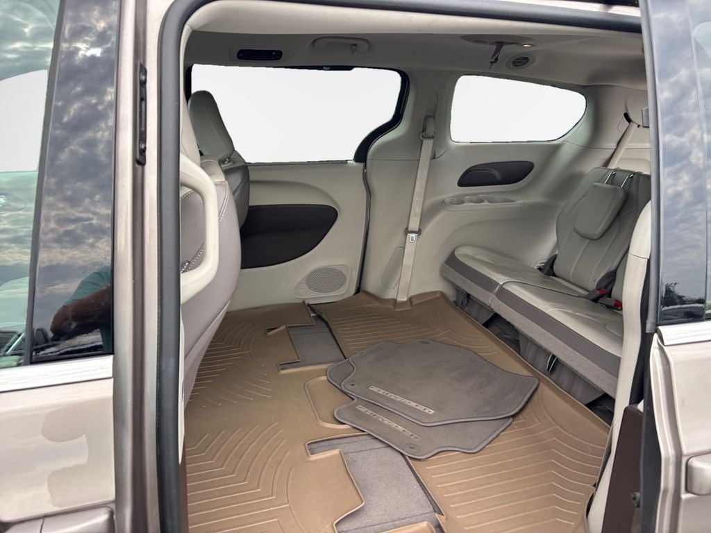 2017 Chrysler Pacifica Touring L