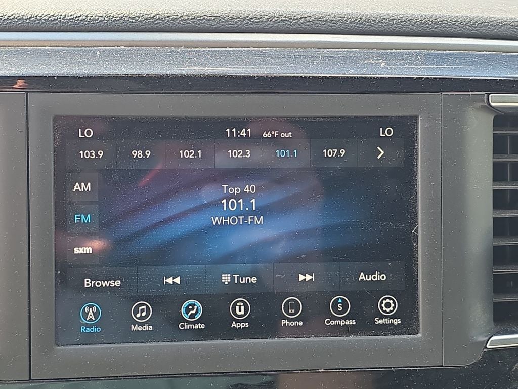 2020 Chrysler Pacifica Touring