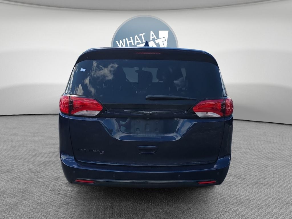 2020 Chrysler Pacifica Touring