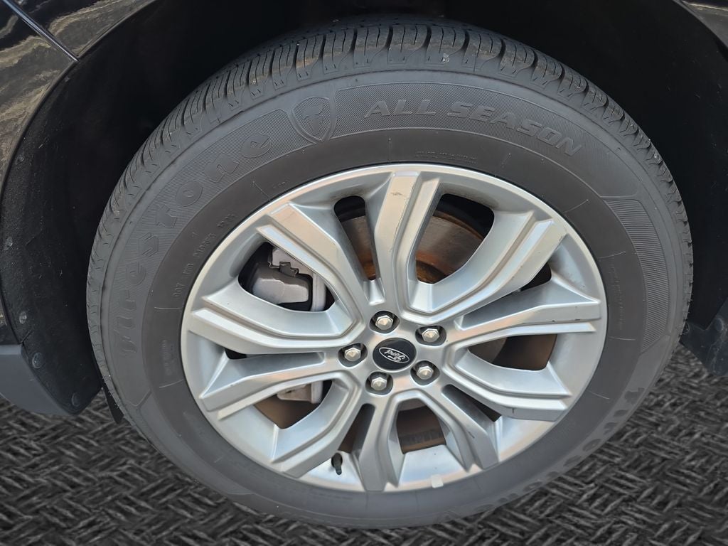 2024 Ford Edge Titanium