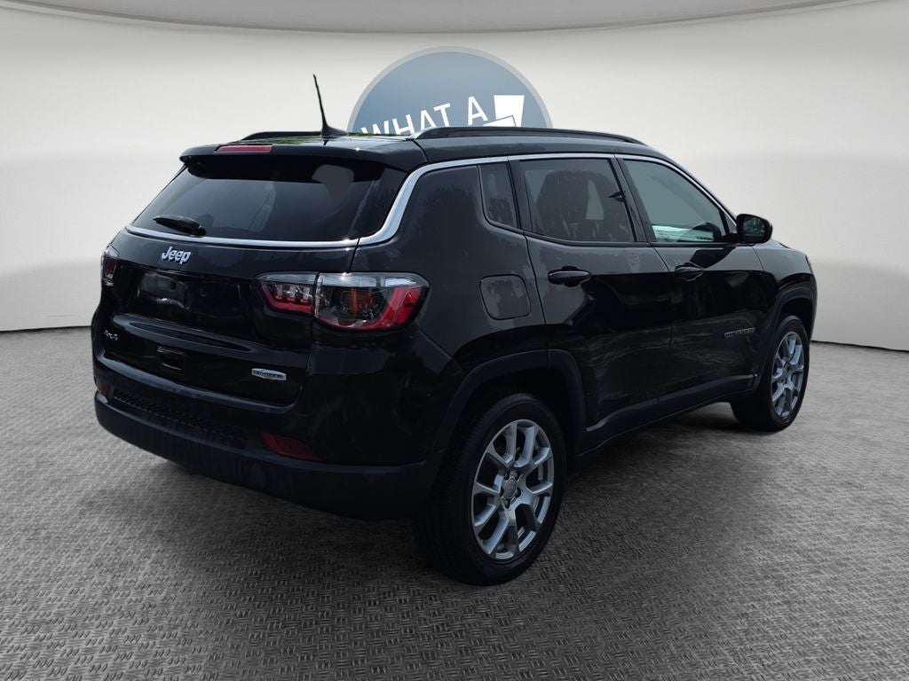 2022 Jeep Compass Latitude Lux