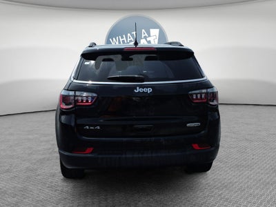 2022 Jeep Compass Latitude Lux