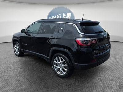 2022 Jeep Compass Latitude Lux