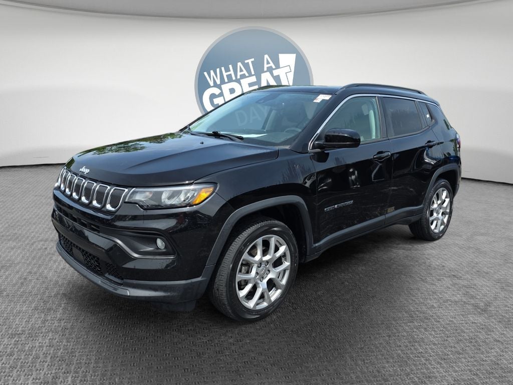 2022 Jeep Compass Latitude Lux
