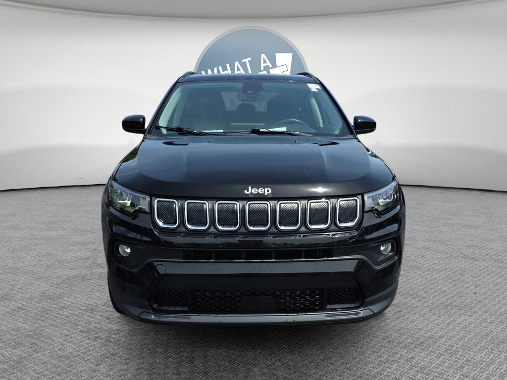 2022 Jeep Compass Latitude Lux