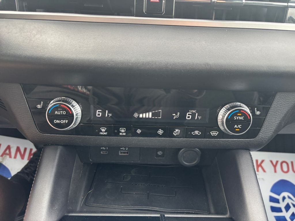 2022 Mitsubishi Outlander SE