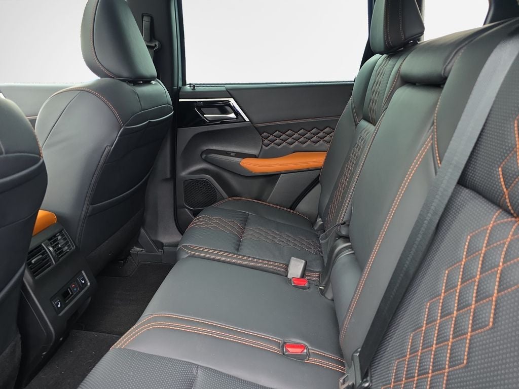 2022 Mitsubishi Outlander SEL
