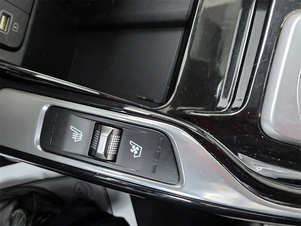 2023 Kia Sorento Plug-In Hybrid SX Prestige