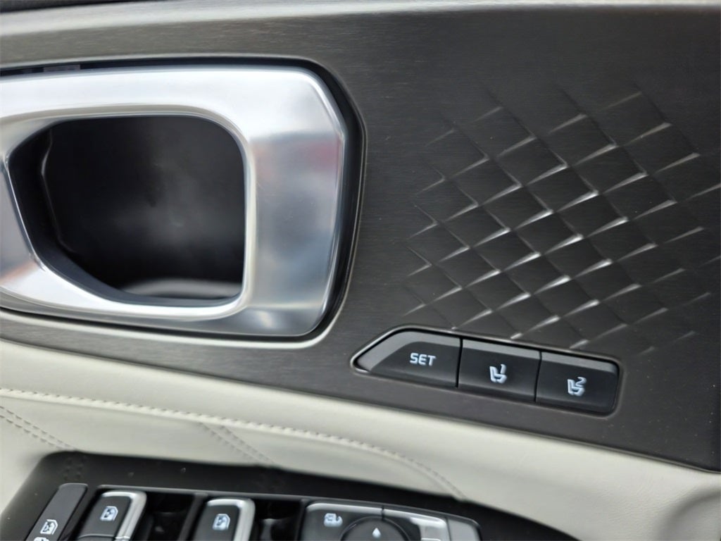 2023 Kia Sorento Plug-In Hybrid SX Prestige