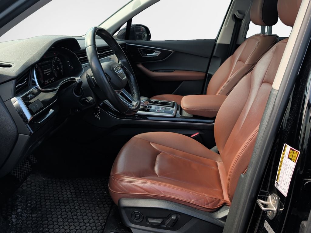 2020 Audi Q7 55 Premium Plus quattro