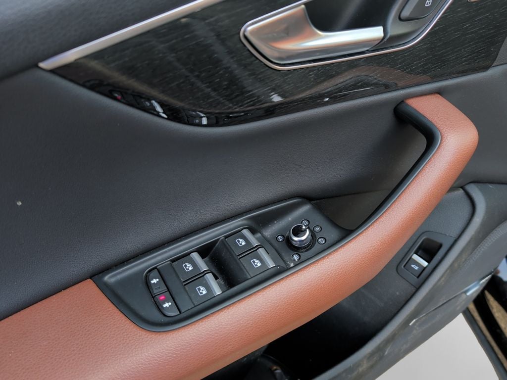 2020 Audi Q7 55 Premium Plus quattro