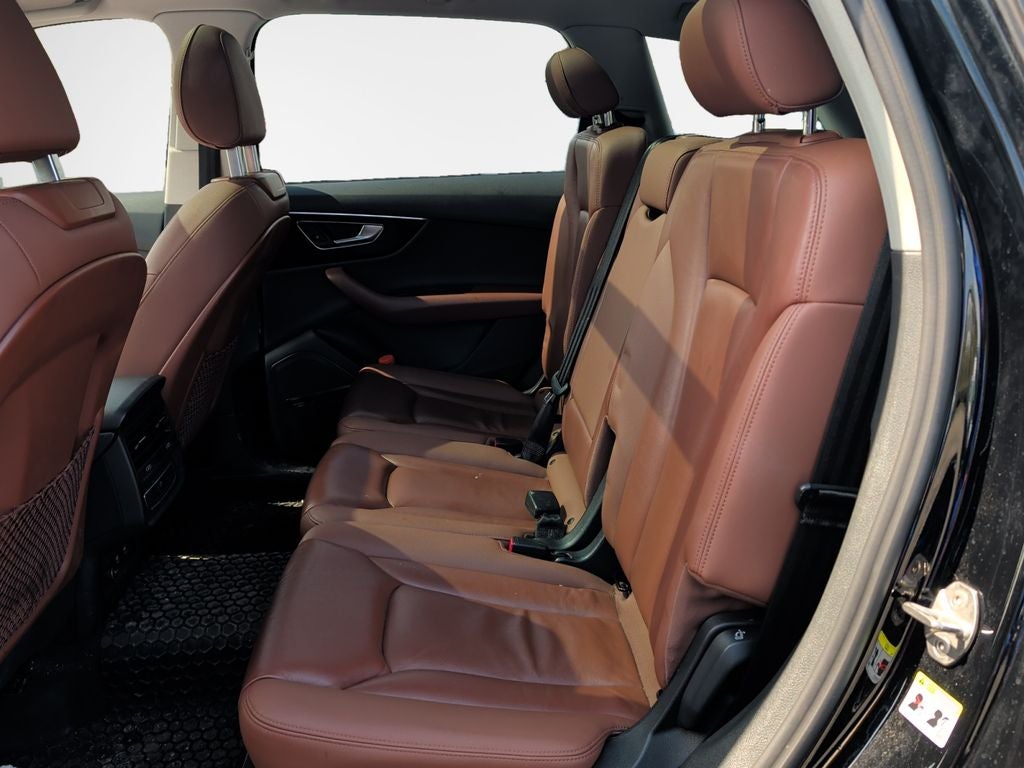 2020 Audi Q7 55 Premium Plus quattro