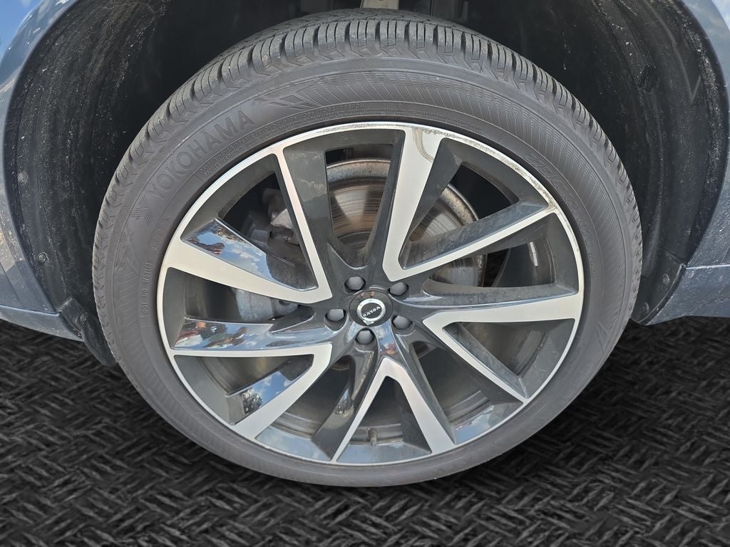2025 Volvo XC90 B6 Plus 6-Seater