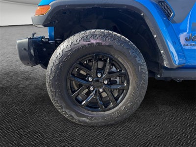 2023 Jeep Gladiator Base